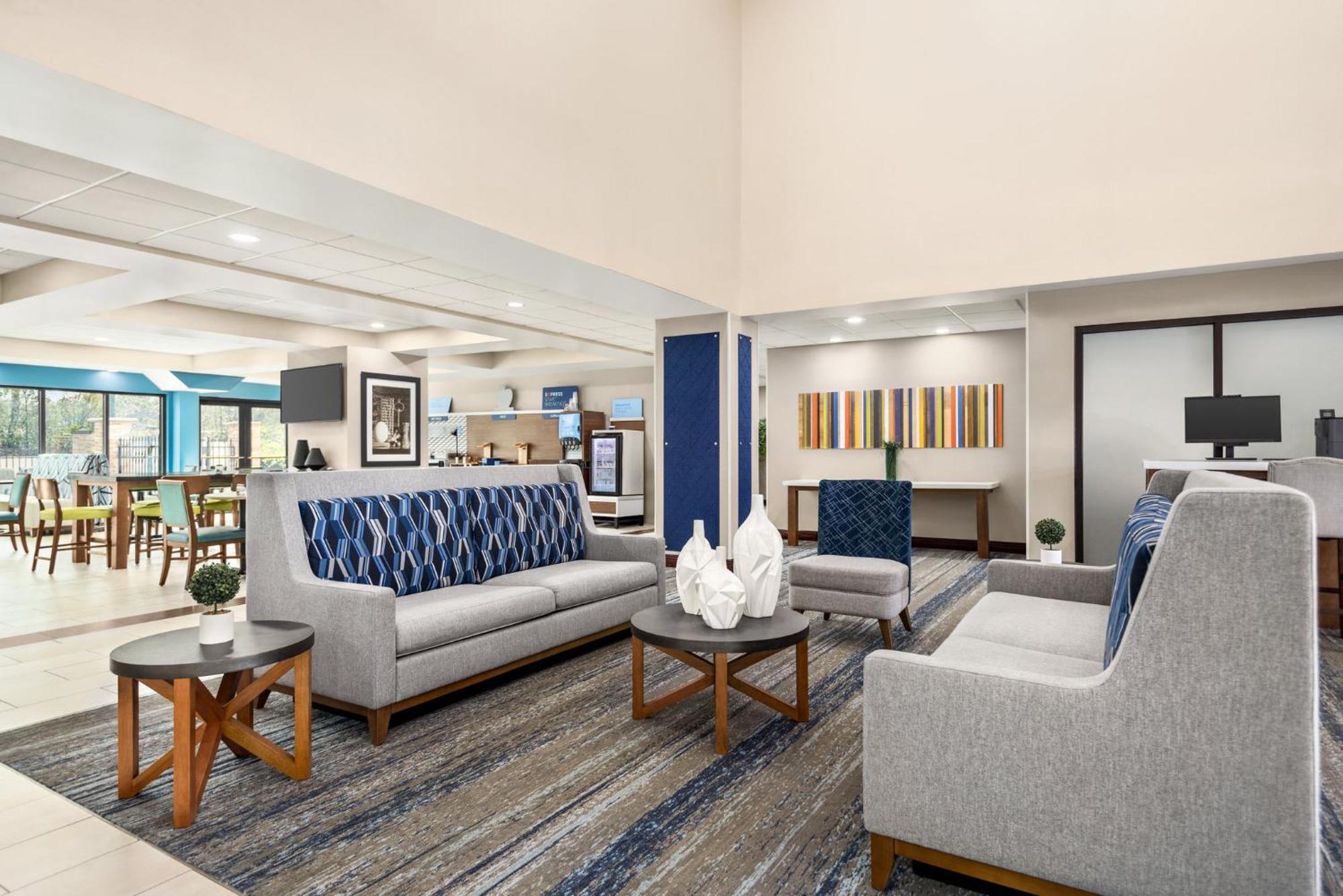 Holiday Inn Express & Suites Mobile West I-10 By Ihg Tillmans Corner Eksteriør bilde