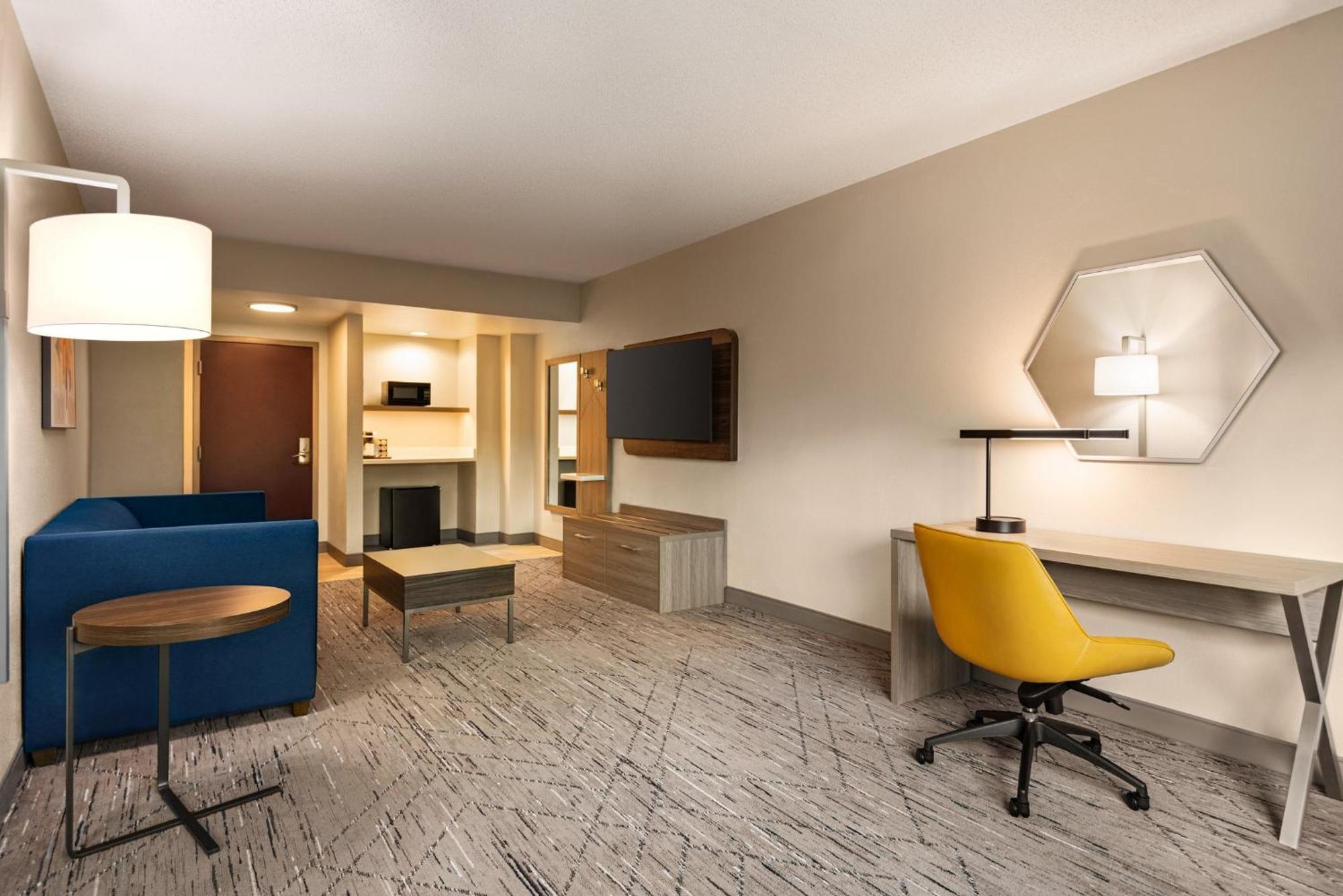 Holiday Inn Express & Suites Mobile West I-10 By Ihg Tillmans Corner Eksteriør bilde